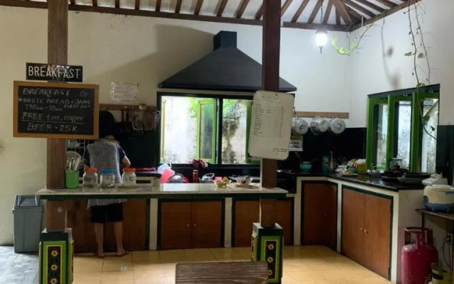 Sonosewu Guesthouse Syariah