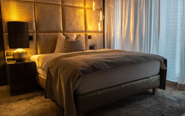 THE Newsha Signature Home