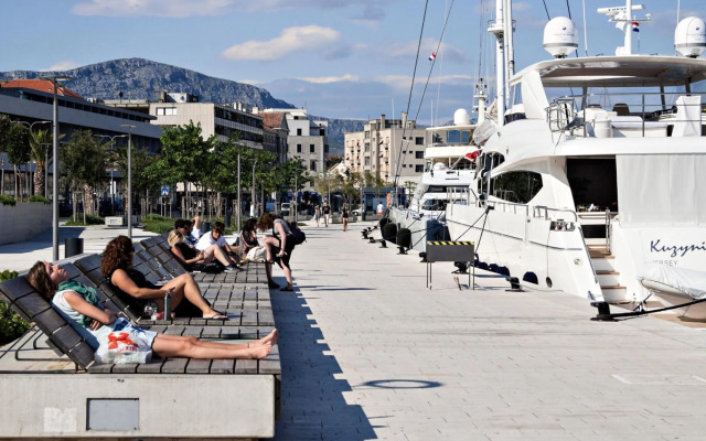 Guest House Babina - Apartments King & Queen