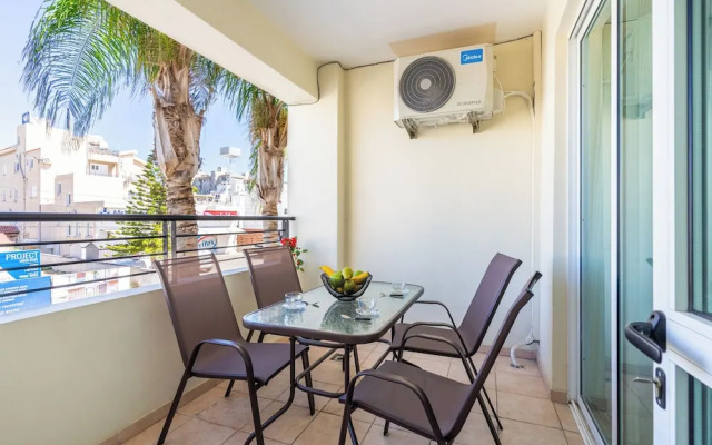 Apollo 2-Bedroom Apartment in Larnaca