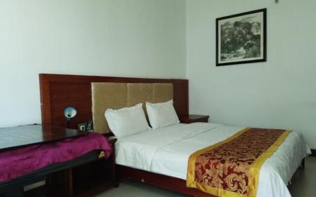 Yuehai Donglai Business Hotel