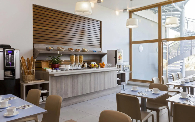 Nehô Suites Porte de Genève - Gare Annemasse