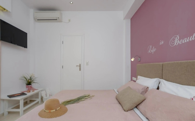 Hotel Panormos