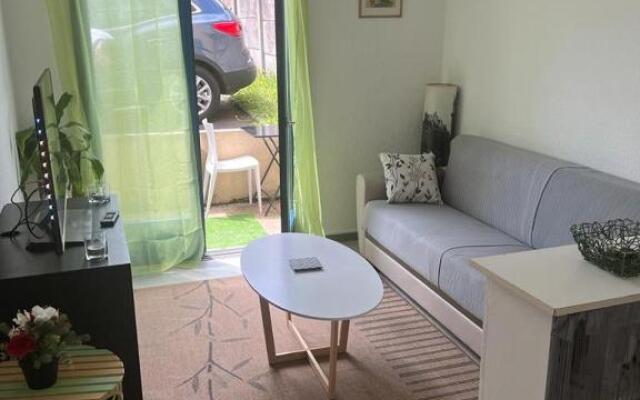 Superbe appartement avec parking prive et entrée autonome