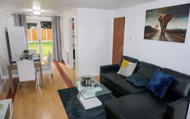 The Oasis - For Contractors and Individuals