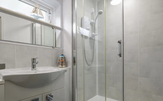 Apartment Near Harlech Castle, No Deposit