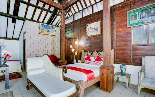 OYO 90363 Nira Guest House Sanur Bali