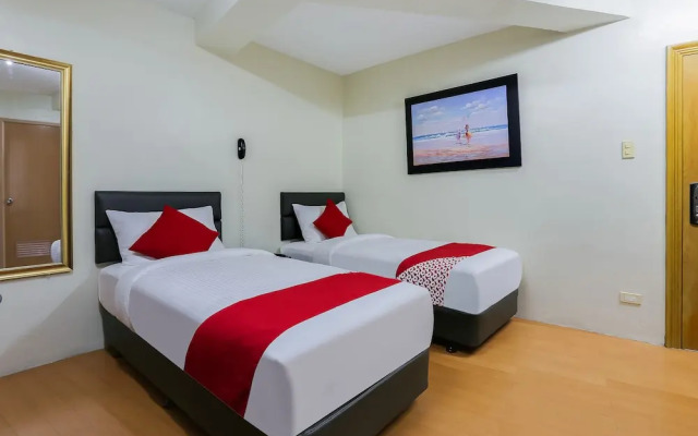 Anglo Residences by OYO Rooms