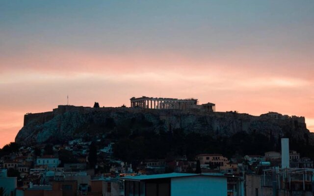 Athens Central 2BD Apartment at Acropolis Plaka