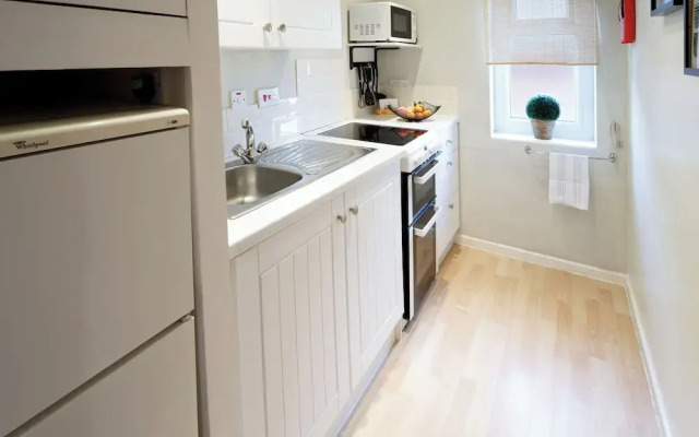 Mode Old School House