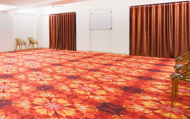 Townhouse Oak Pune Sant Nagar Wagholi Road Bus Station