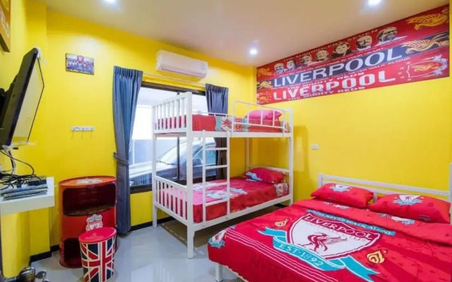 Mountain Field Pool Villa Cha-am