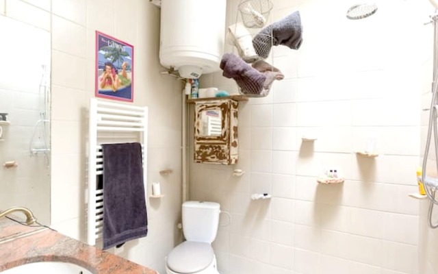 House with 3 Bedrooms in Clichy, with Wifi