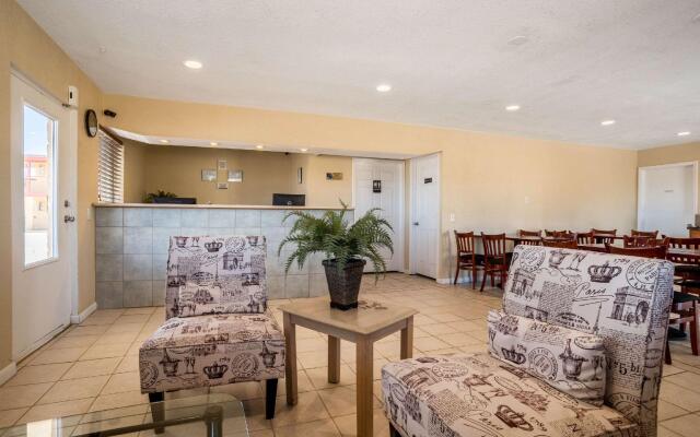 Econo Lodge I-40 exit 286 Holbrook