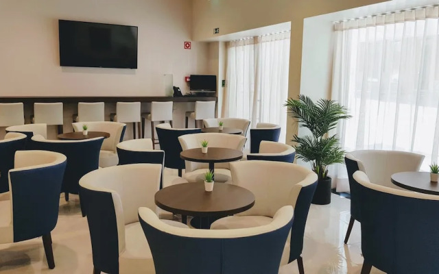 Porto City Hotel