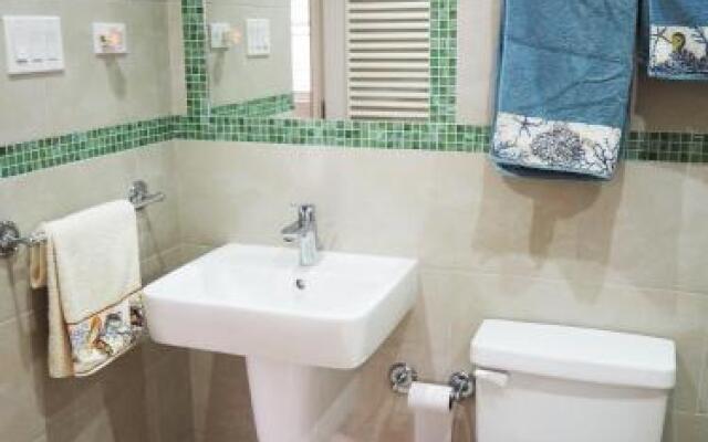 Coral Sands And Carib Edge