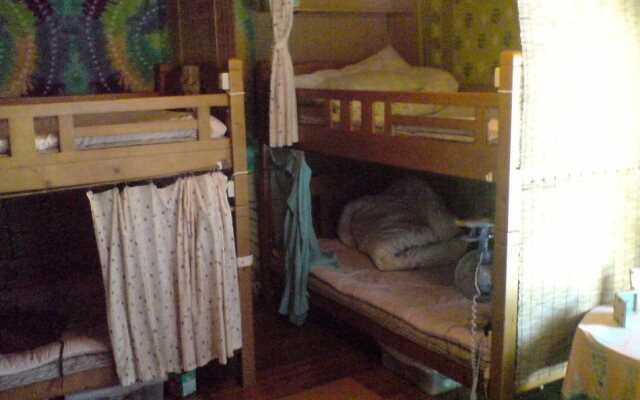 OKINAWA MOTOBU GUESTHOUSE - Hostel