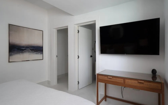 Shalom Residences By YellowKey