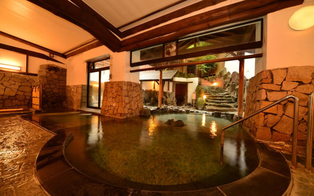 Hakone Kamon