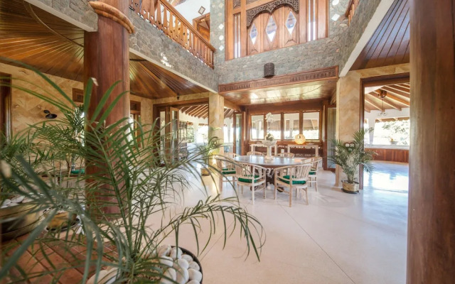 Massive Villa Brawa in Canggu