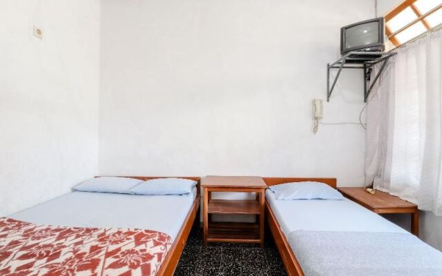 Satriafi Hotel By Zuzu
