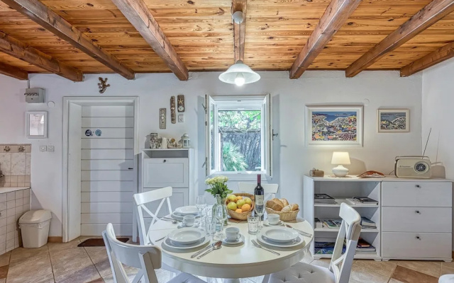 Eco House Zabodarski Beach