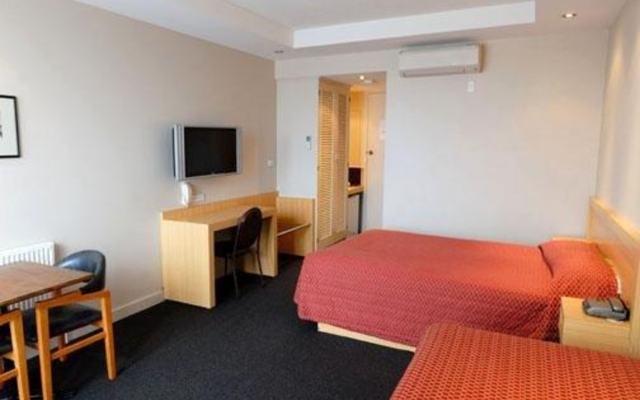 Comfort Hotel Dandenong