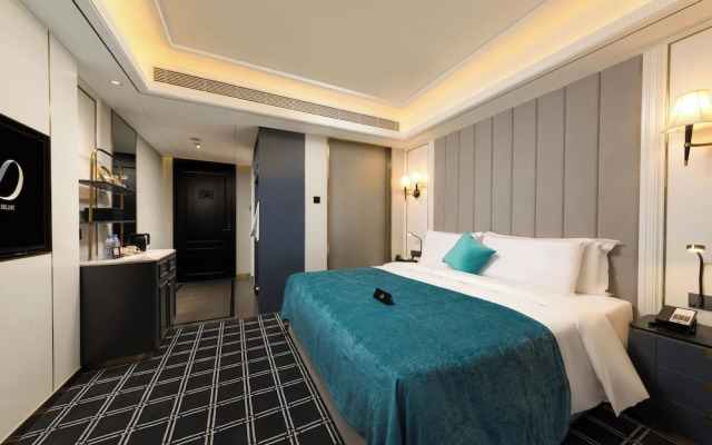 XANA Deluxe International Hotel Dongshankou Metro Station Branch