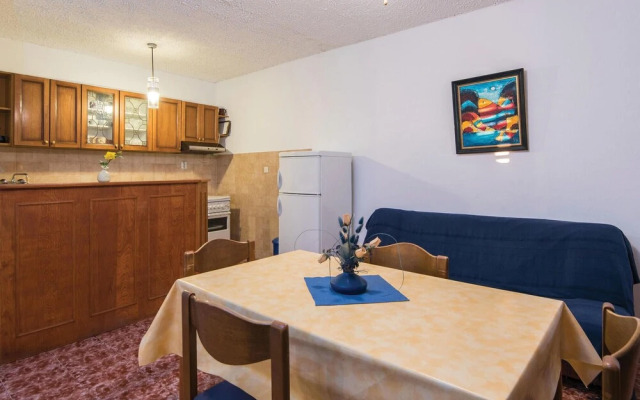 Nice Home in Potomje With Wifi and 3 Bedrooms