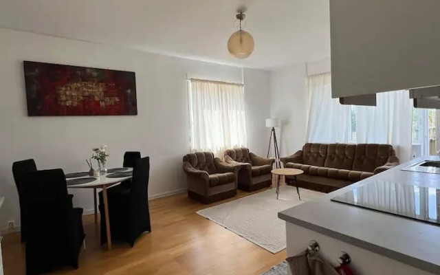 3 Rooms Cozy Apartment