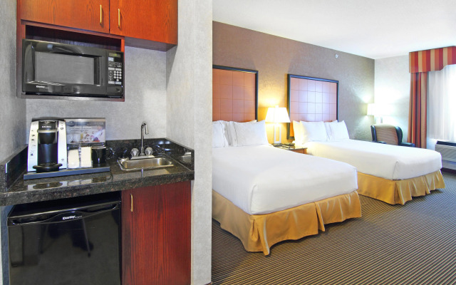Holiday Inn Express Hotel & Suites Calgary S-Macleod Trail S by IHG