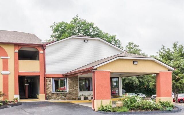 Days Inn Bloomington