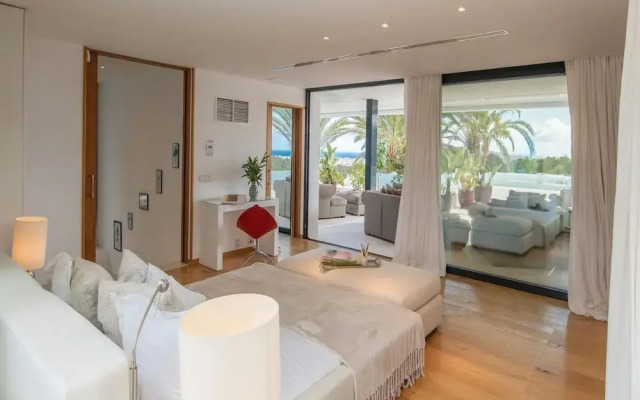 Villa With Multiple Outdoor Terrace