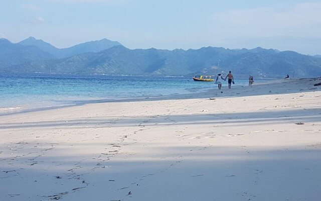 Kura Kura Beach Resort