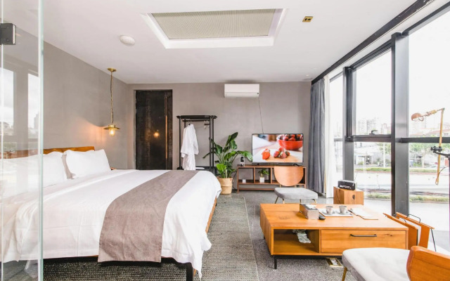 Yu Hotel