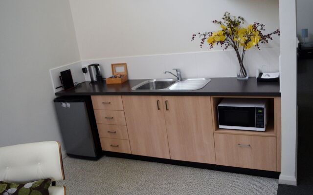 The Albert Guest House and Mills Spa Suites