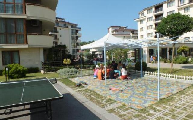 Al Rial Beach Apartments