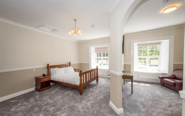 Greenway Manor Hotel