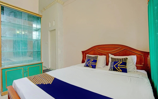 SPOT ON 92905 Sutomo Residence Syariah Near Taman Tugu Padang Area
