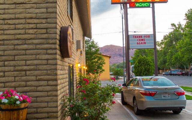 Moab Rustic Inn