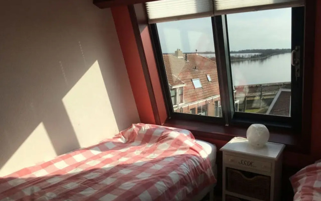 Aan de Kade Comfortable Holiday Residence