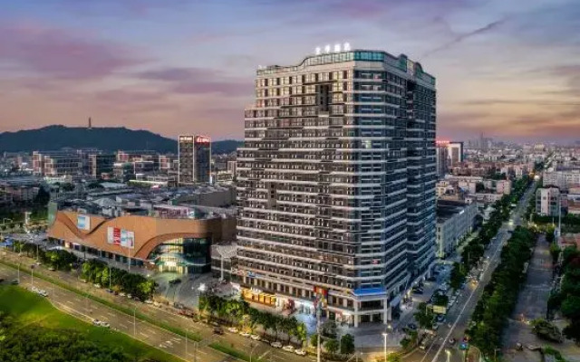 JI Hotel (Jiangmen East Station Jianghai Wanda Plaza Branch)