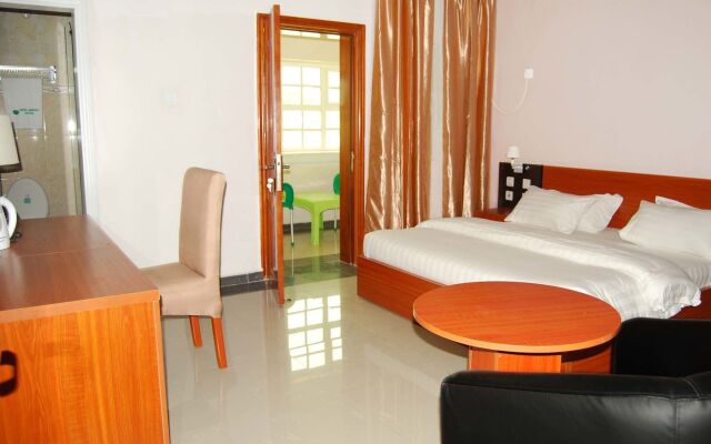 Kifina Emerald Hotel