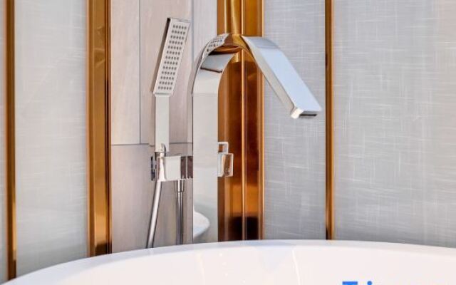 Lavande Hotel (Baoding Luping Branch)