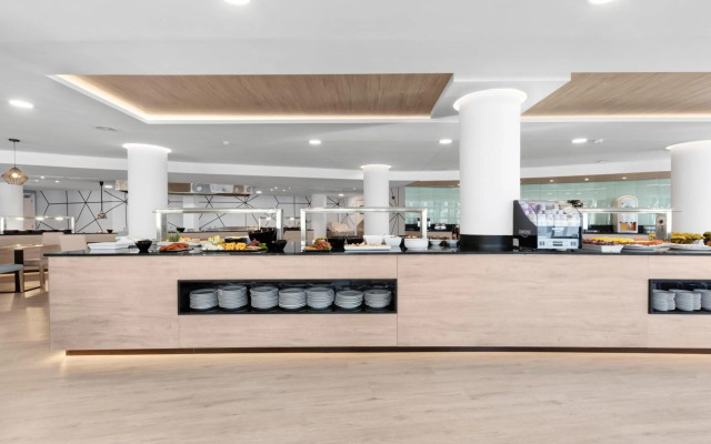 Palmanova Suites by TRH
