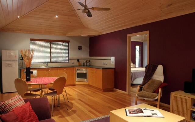 Ellensbrook Cottages