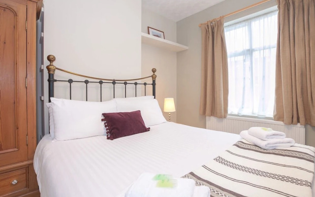 Rest & Recharge - Whalley Range House