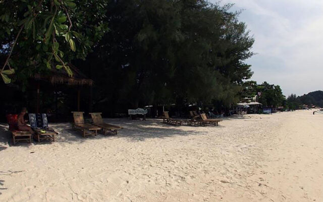 Green View Beach Resort