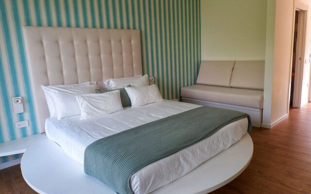 Elle Ecoholiday