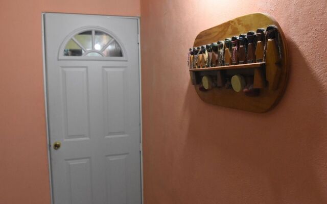 Room in B&B - Cancun Guest House 6